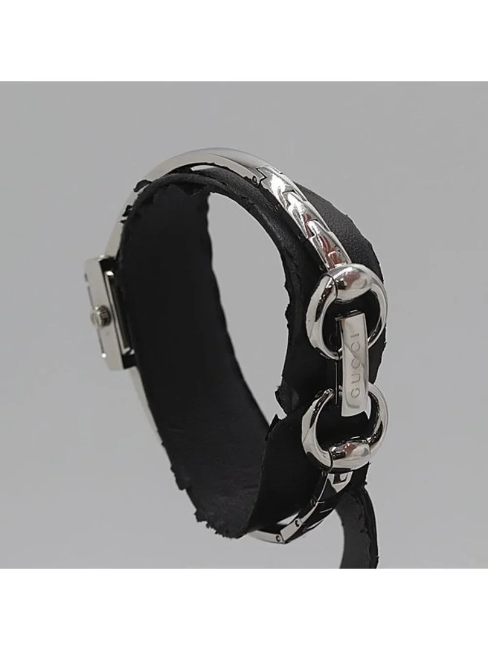 Gucci 128.5 Quartz Bangle Watch Mirror Dial